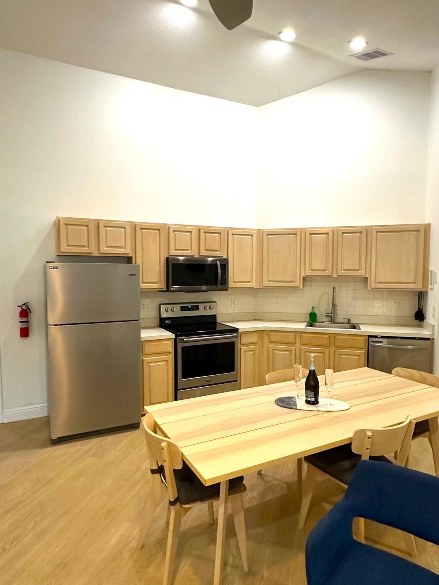Albatross Condo In Pga Village, 2 Bedroom 1 Bath, A Side Carlton Bagian luar foto
